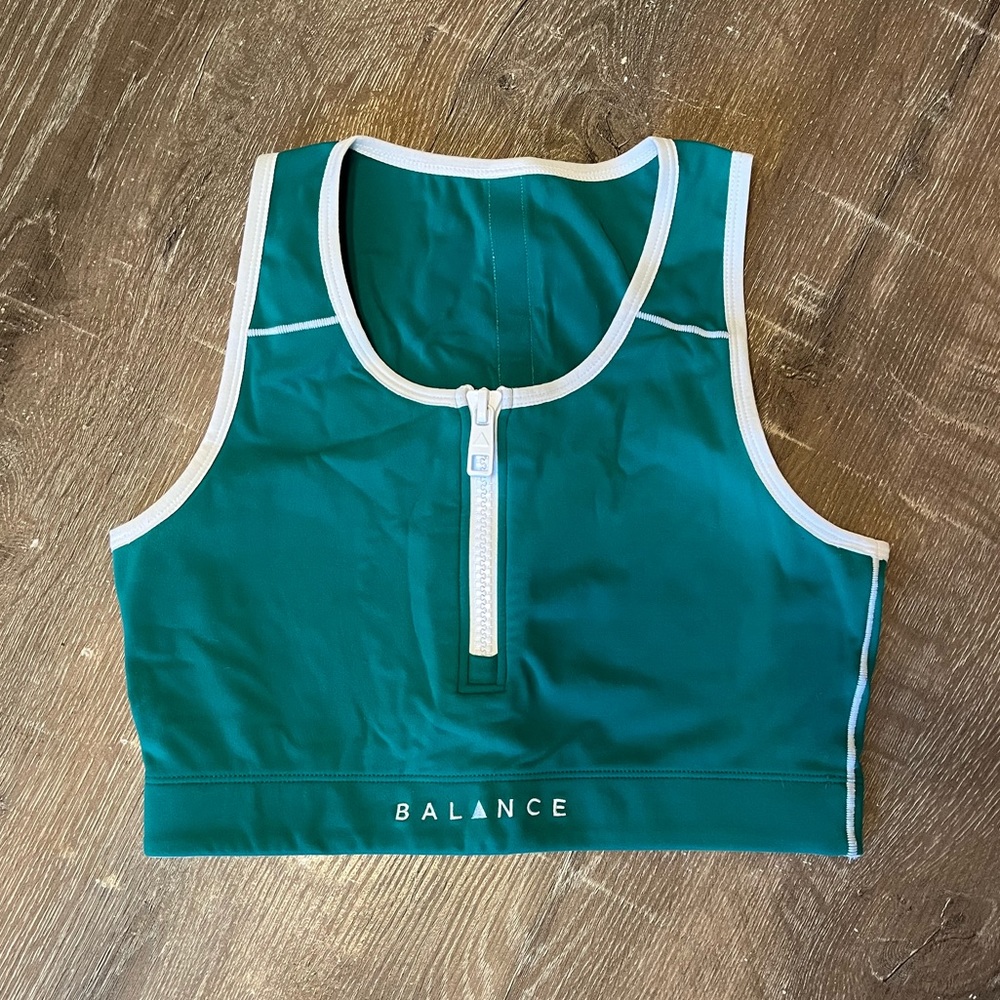 Balance athletica / vitality green isotope bra size small